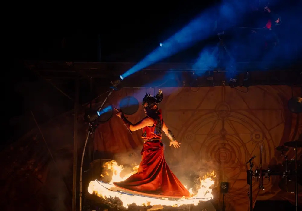 spectacle Fury déambulation et feu